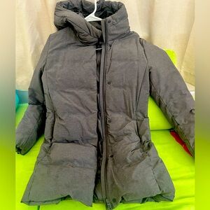 UNIQLO Down Coat Women Size xs Outerwear Gray Plain Polyester
